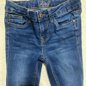 Studio V girl’s jeans